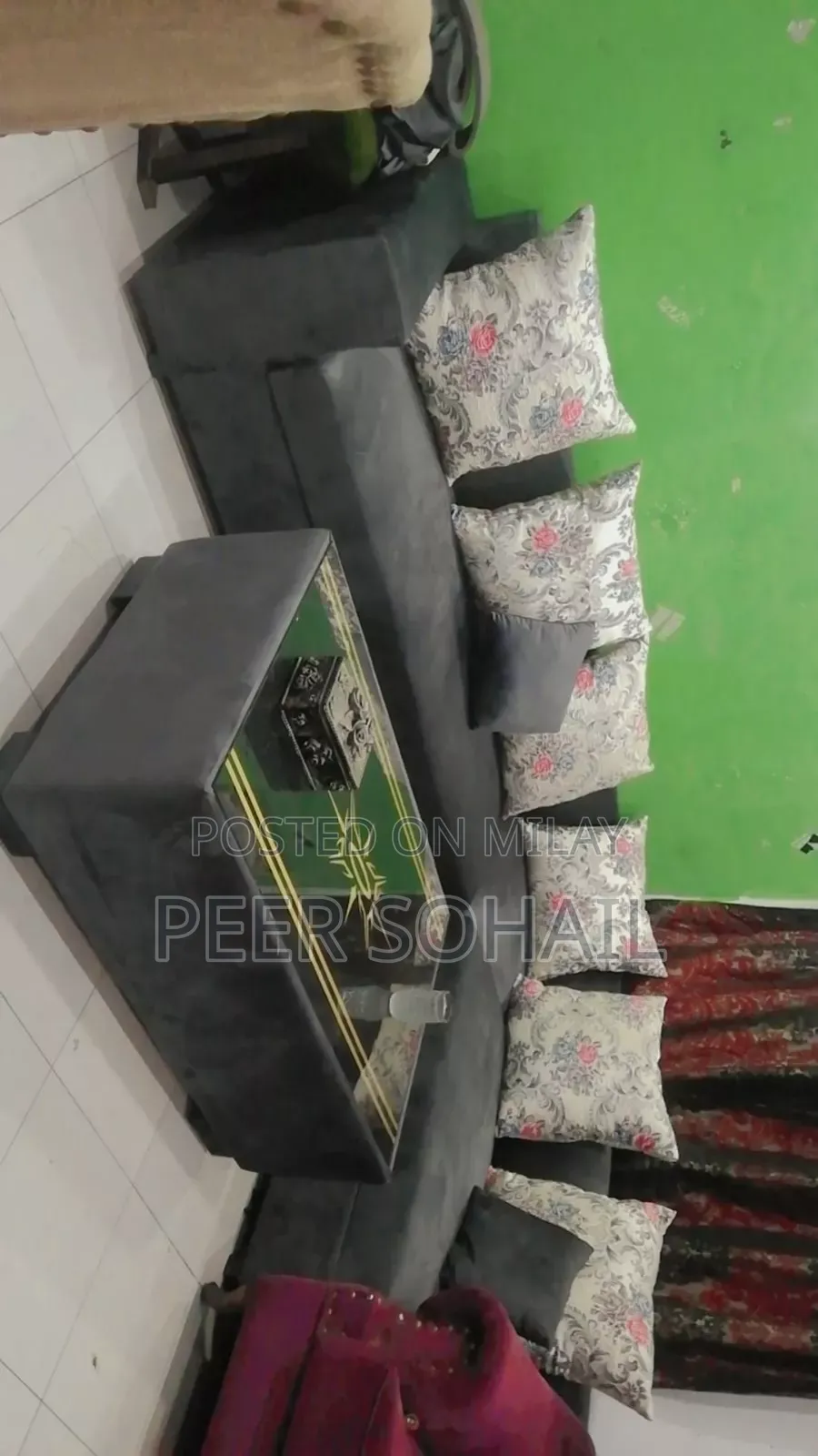 L Shaped Sofa New Style Urgent Sale With Table