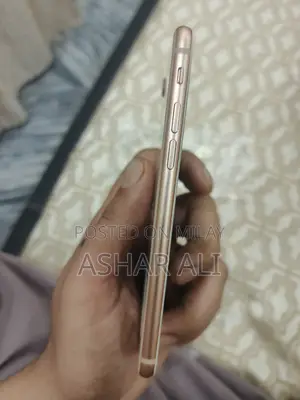 New Apple iPhone 8 64 GB White