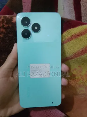 Photo - Realme C51 64 GB Green