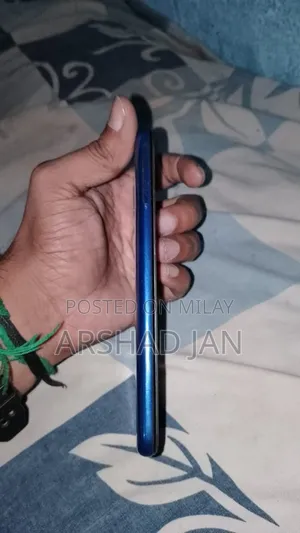 Samsung Galaxy A20e 32 GB Blue