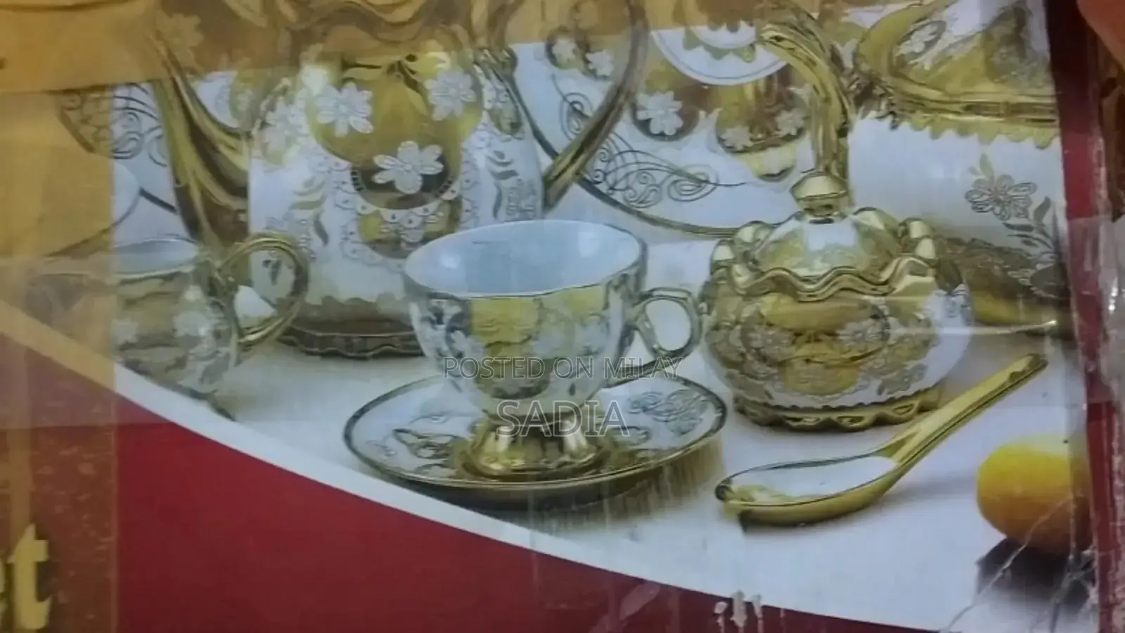 Kaanch Dinner Set