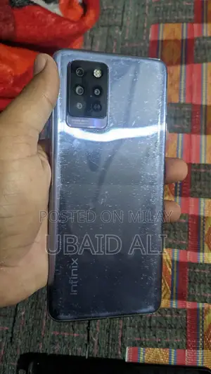 Photo - Infinix Note 10 Pro 128 GB Silver