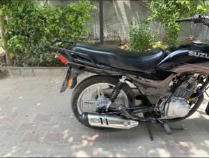 Suzuki Bike 2021 Black