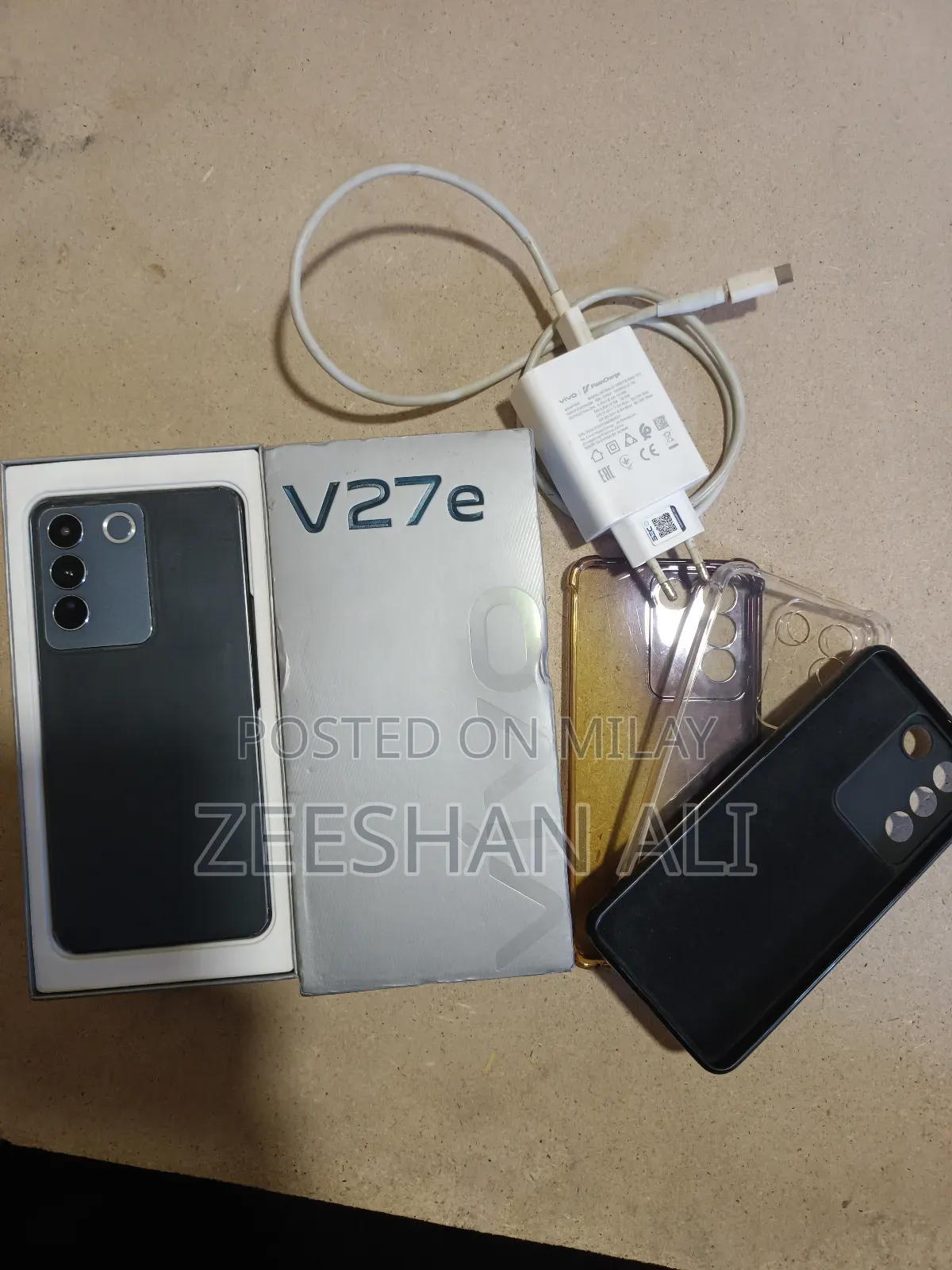Vivo V27e 256 GB Gray