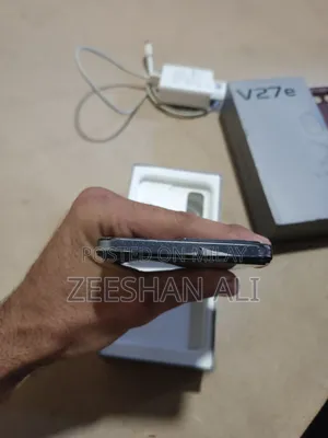 Vivo V27e 256 GB Gray