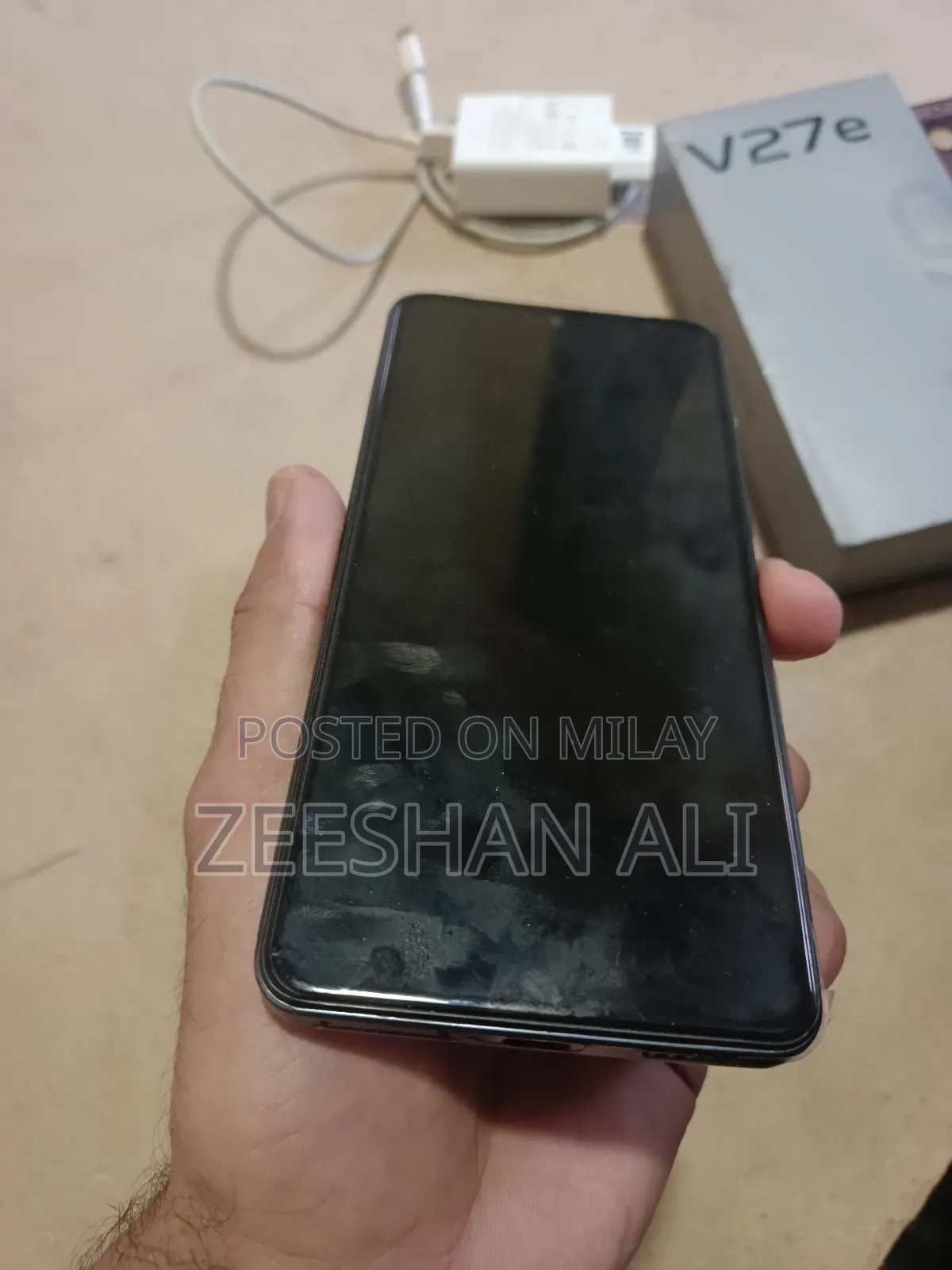 Vivo V27e 256 GB Gray