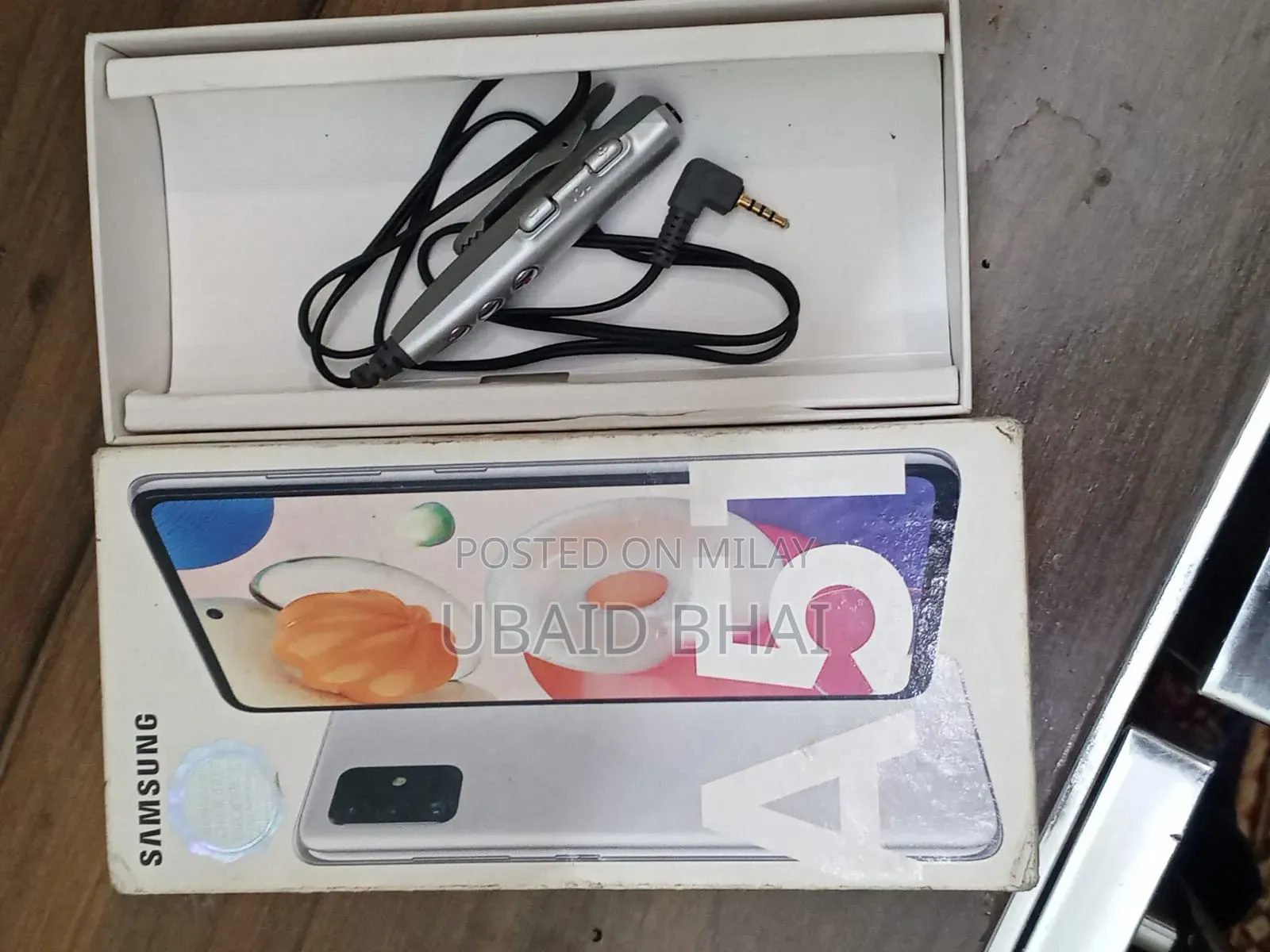 New Samsung Galaxy A51 128 GB Silver