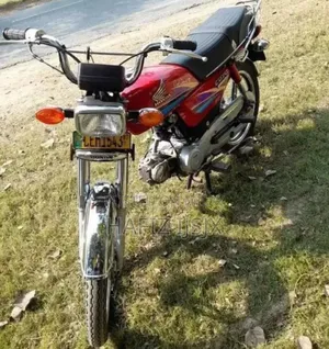 Honda 2007 Red