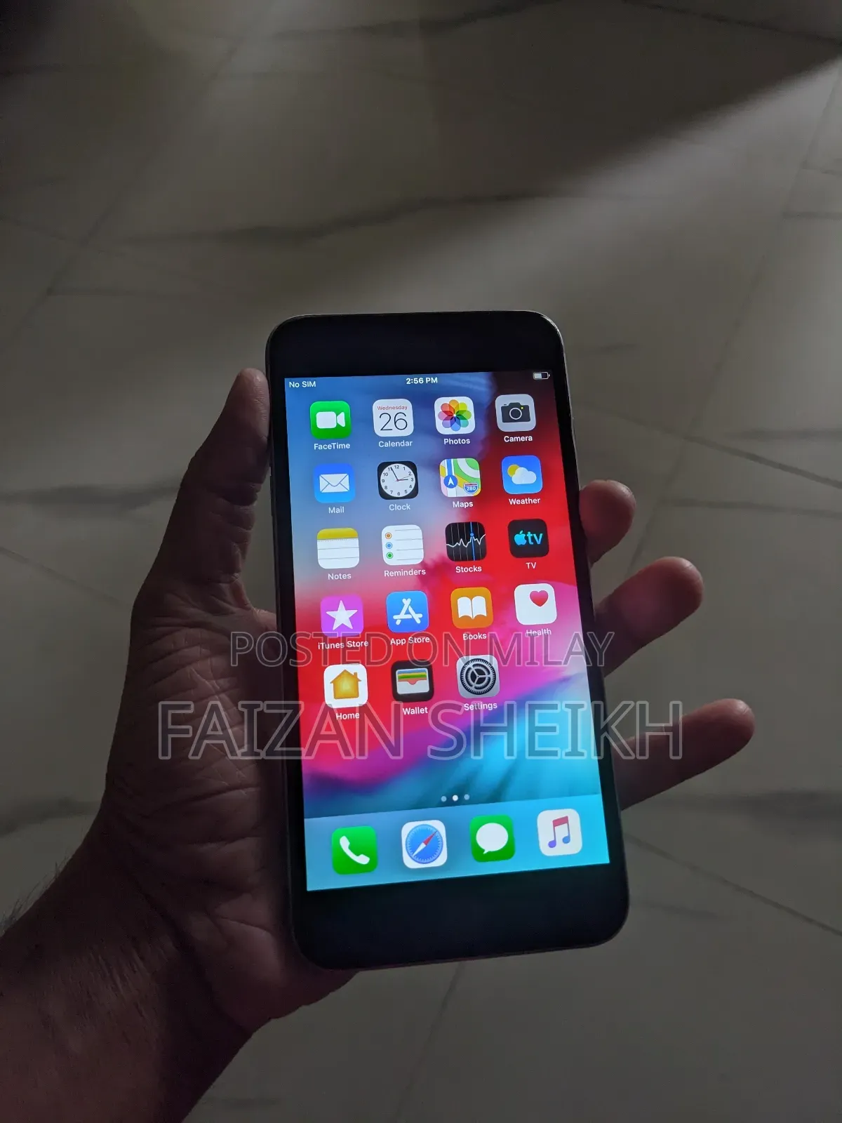 New Apple iPhone 6 Plus 64 GB Silver