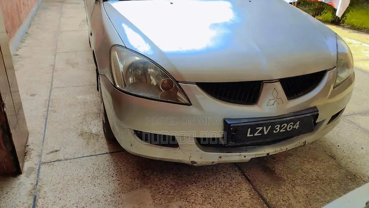 Mitsubishi Lancer 2004 Silver