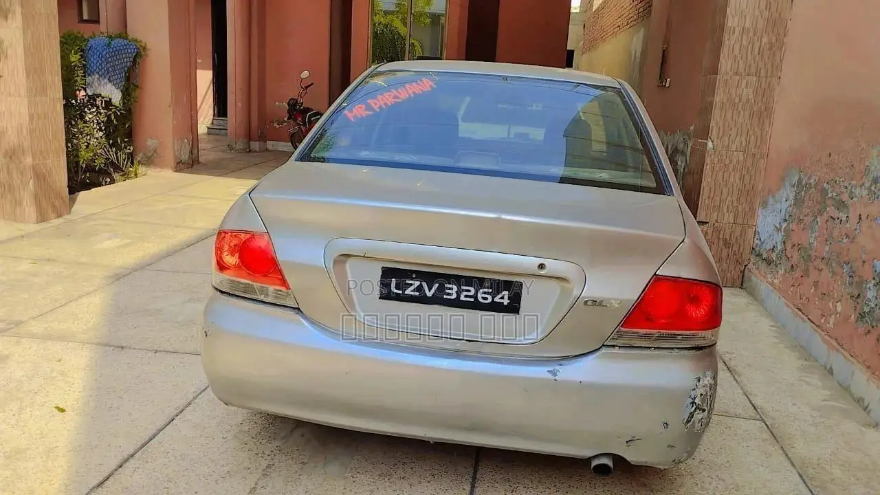 Mitsubishi Lancer 2004 Silver