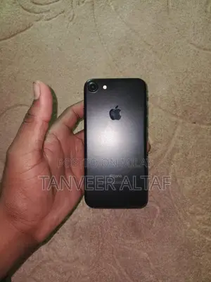 Apple iPhone 7 128 GB Black
