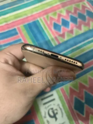Apple iPhone XS 64 GB Gold