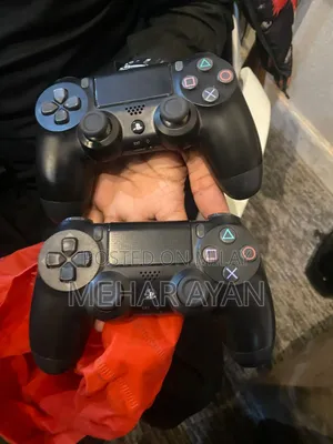 Play Station 4 (Ps 4)