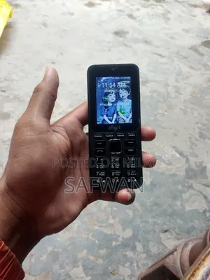 New Mobile Phone 8 GB Black