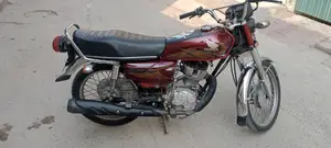 Photo - Honda 2021 Red