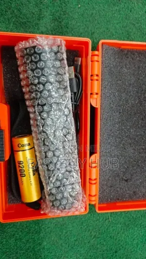 Rechargeable Flashlight With Battery Level Display