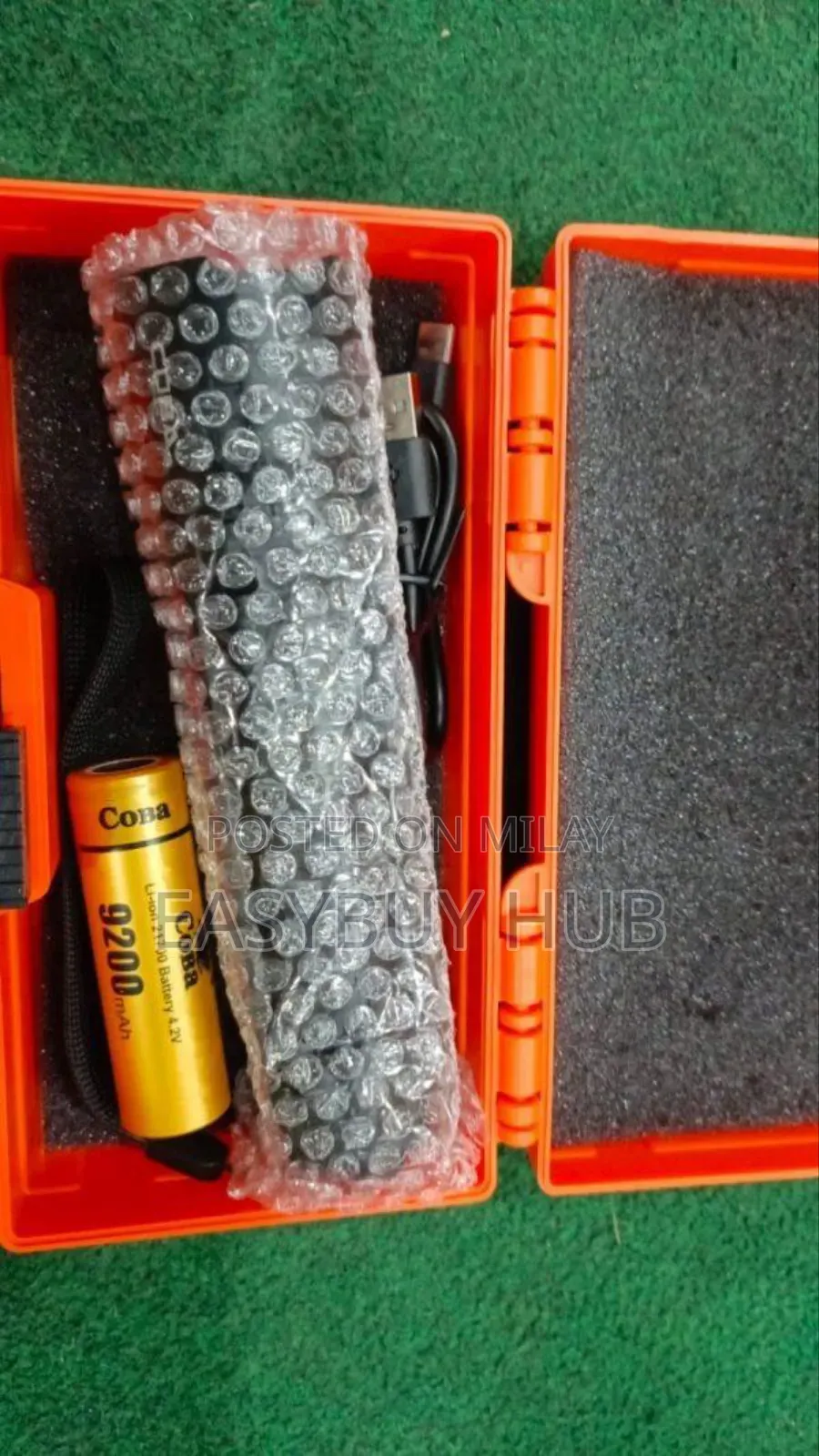 Rechargeable Flashlight With Battery Level Display