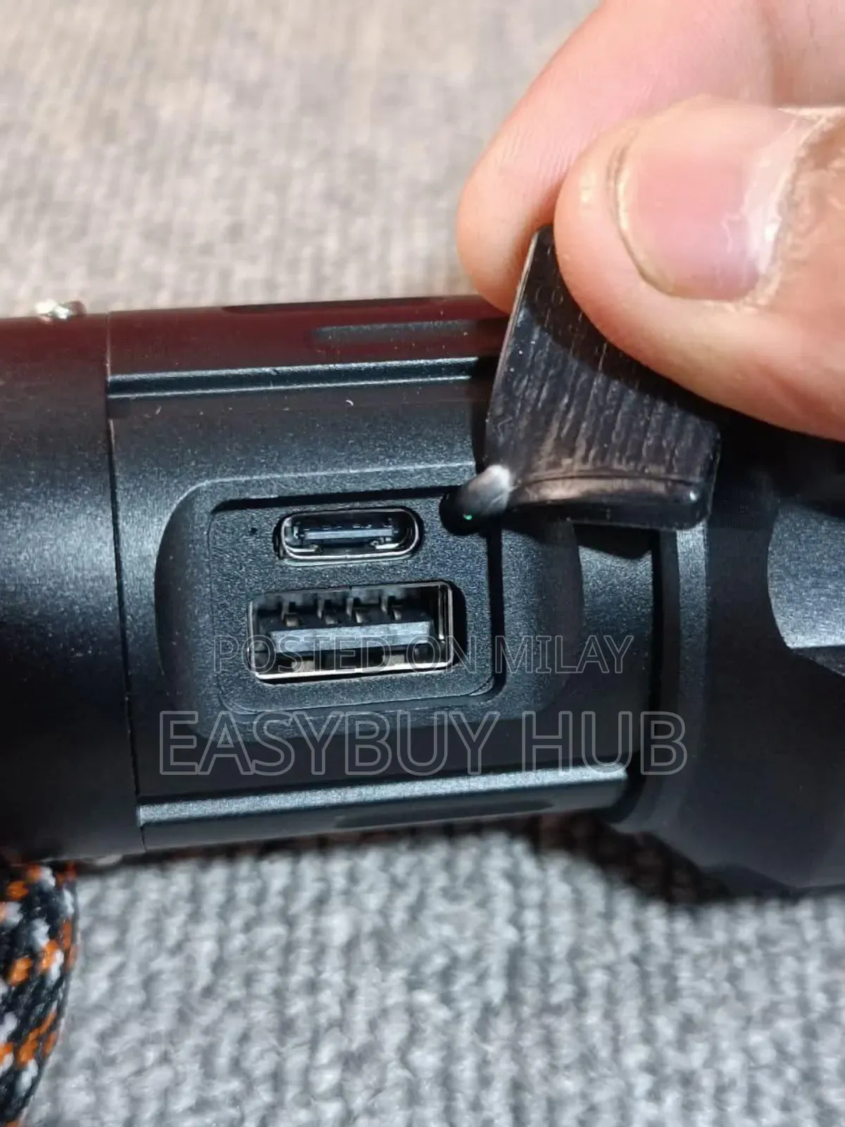 Rechargeable Flashlight With Battery Level Display and Power Bank