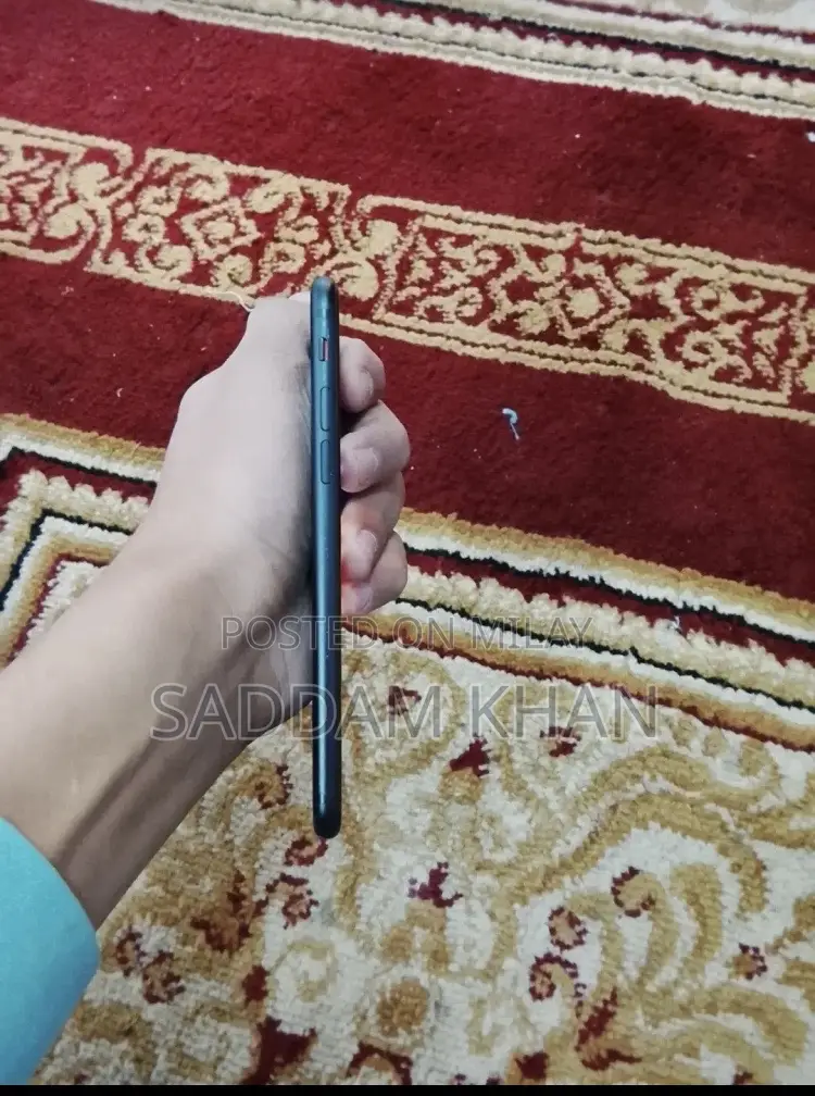 New Apple iPhone 7 32 GB Black