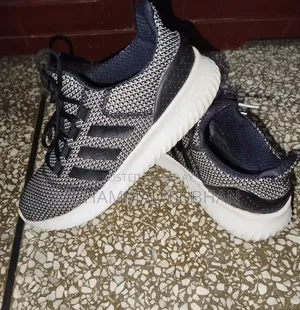 Adidas Mens Cloudfoam Ultimate Running Shoe Black White Sz 42/8