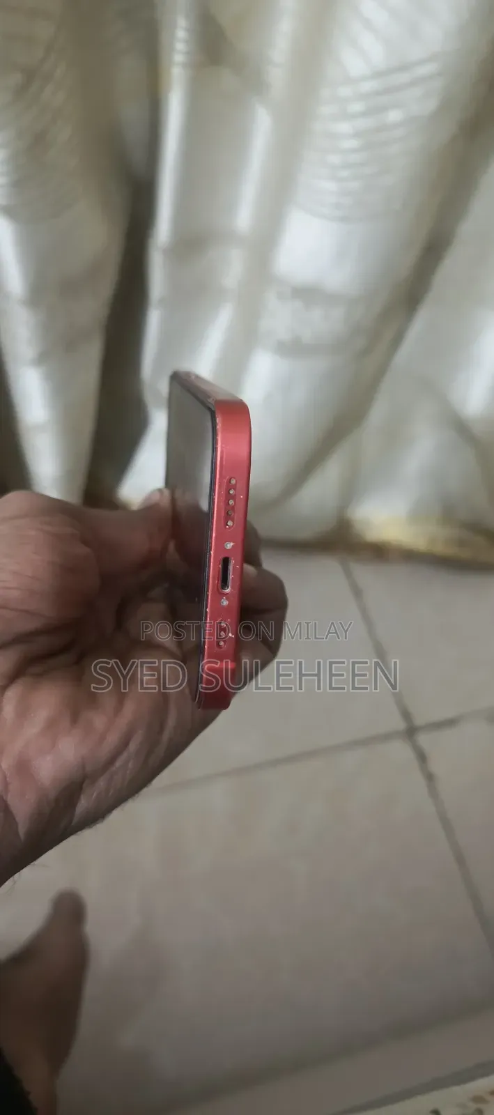 Apple iPhone 12 64 GB Red