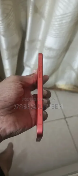 Apple iPhone 12 64 GB Red