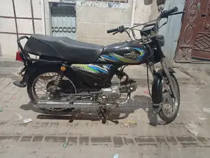 Photo - Motorcycle 2022 Black