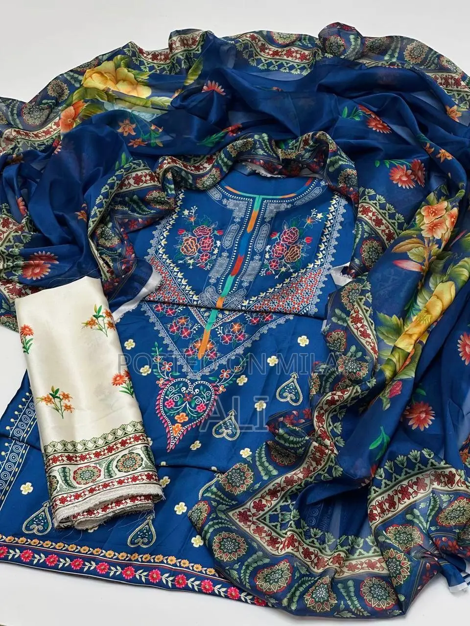 Shamooz Silk Allover Digital Print Dress (Allow to Open)