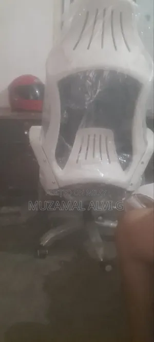Gaming Chair for Sale Just Whatsapp Pr Rabta Kary