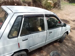 Photo - Suzuki VX 2012 White