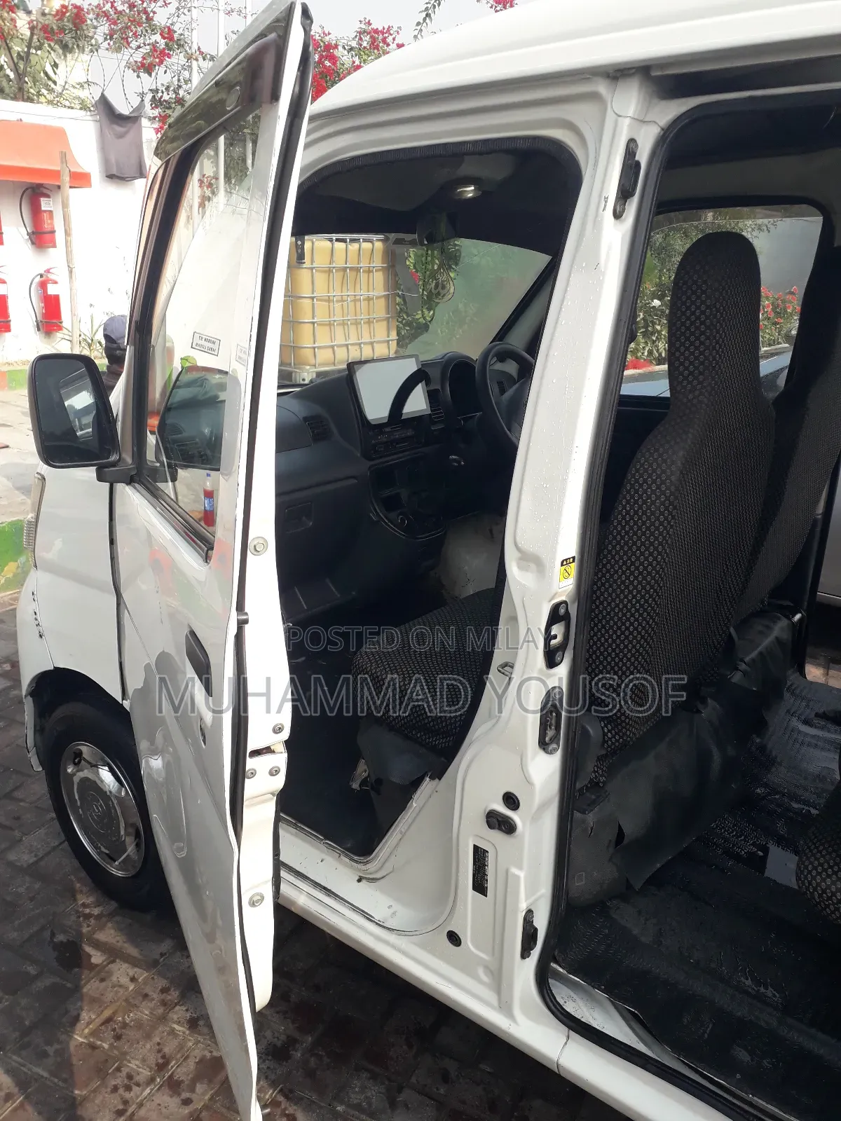 Daihatsu HIJET 2012 White