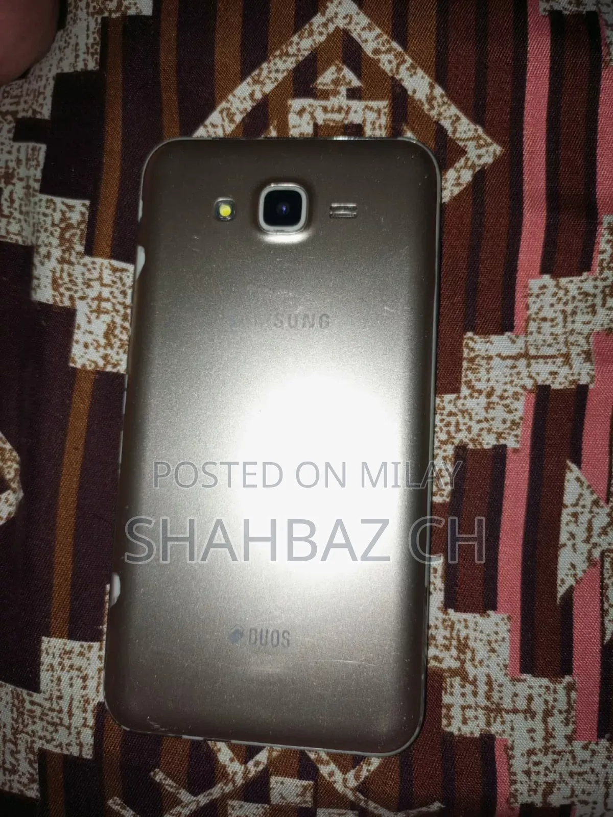 Samsung Galaxy J7 Pro 32 GB Gold