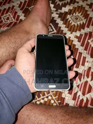 Samsung Galaxy J7 Pro 32 GB Gold