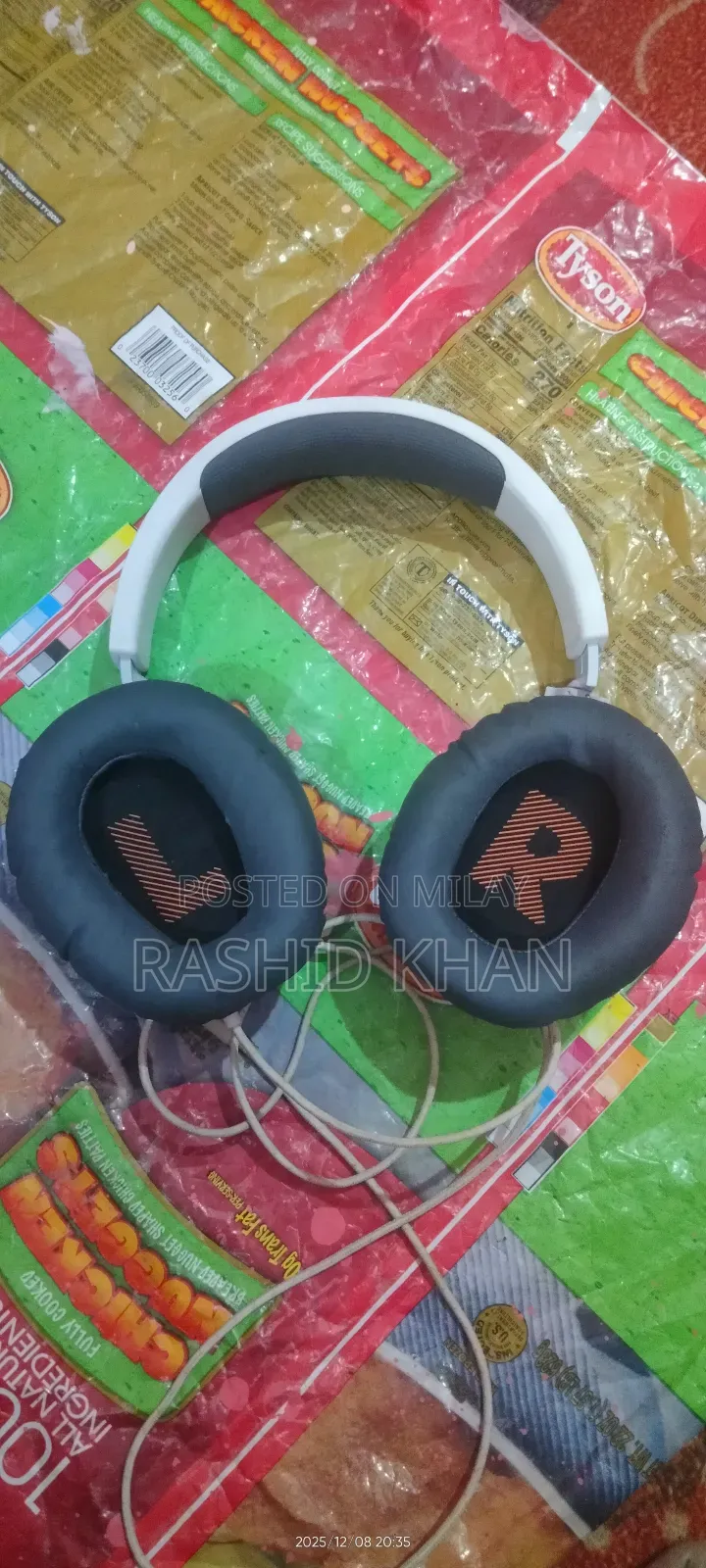 JBL Quantum 100 Wired Over-Ear Gaming Headphones