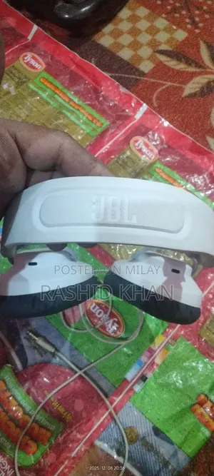 JBL Quantum 100 Wired Over-Ear Gaming Headphones