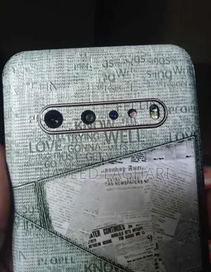 Photo - LG V60 ThinQ 5G 128 GB Blue