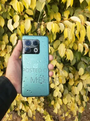 Photo - New OnePlus 10 Pro 256 GB Green