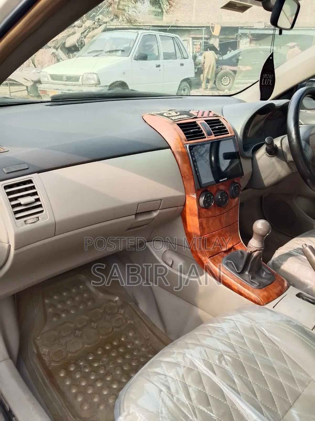 Toyota Corolla 2009 White