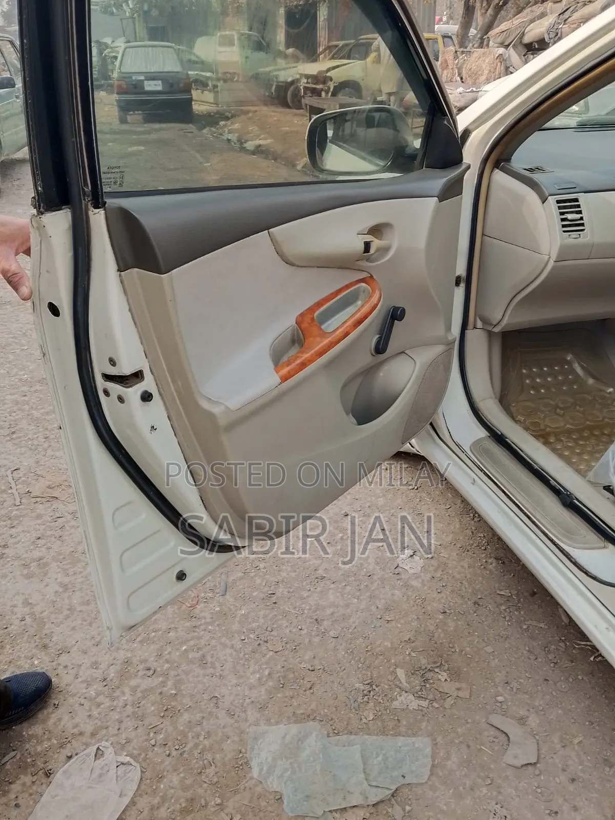 Toyota Corolla 2009 White