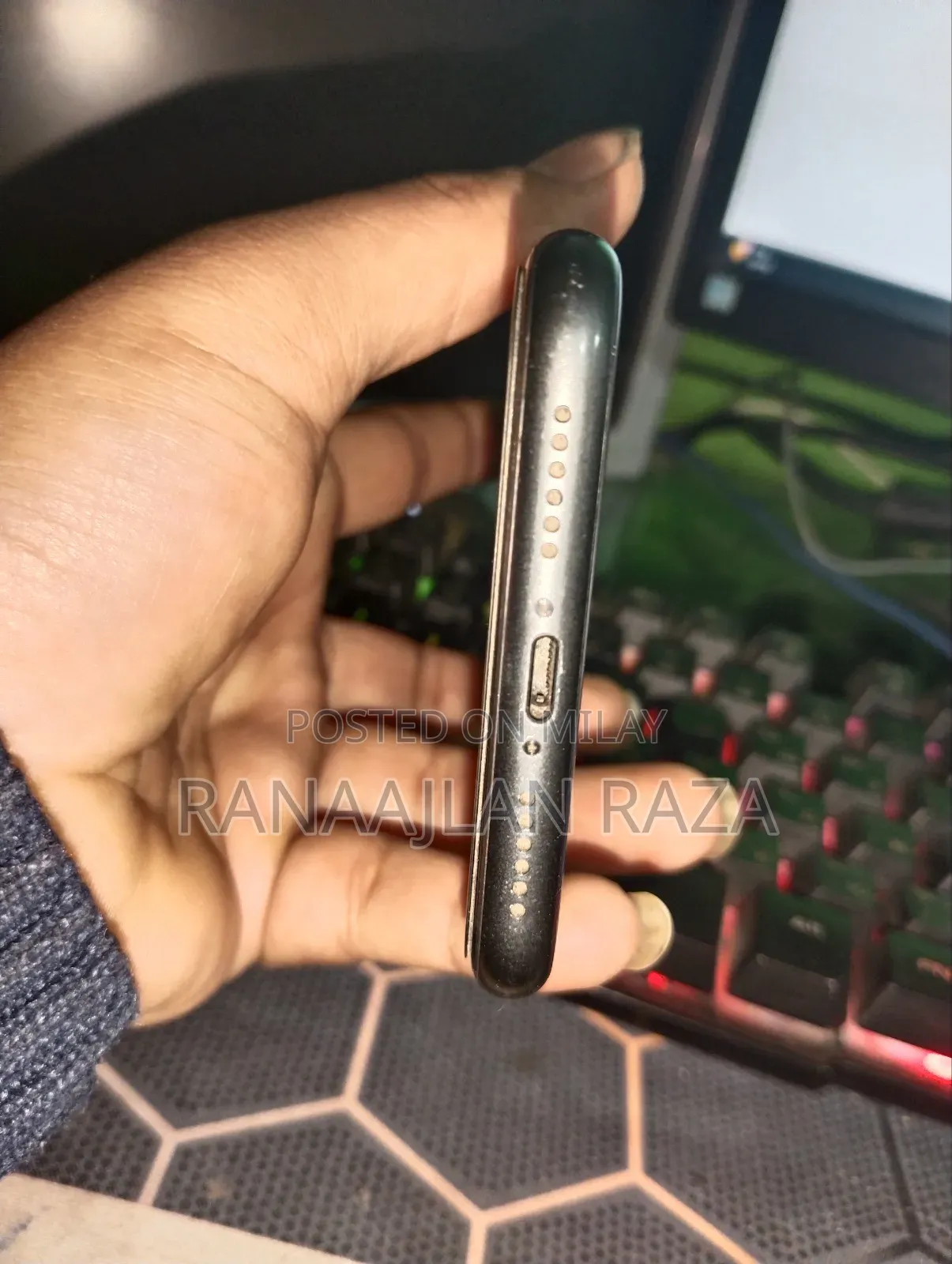 Apple iPhone 11 64 GB Black