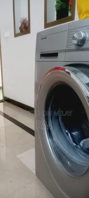 Main Features : • 8kg Capacity • 1400 Rpm Spin Speed