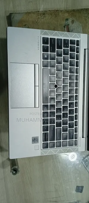 Photo - Laptop HP EliteBook 840 G8 16GB Intel Core I5 SSD 256GB