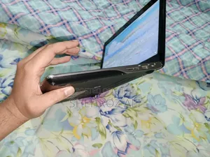 Photo - New Laptop Acer Chromebook 11 C740 4GB Intel SSD 128GB