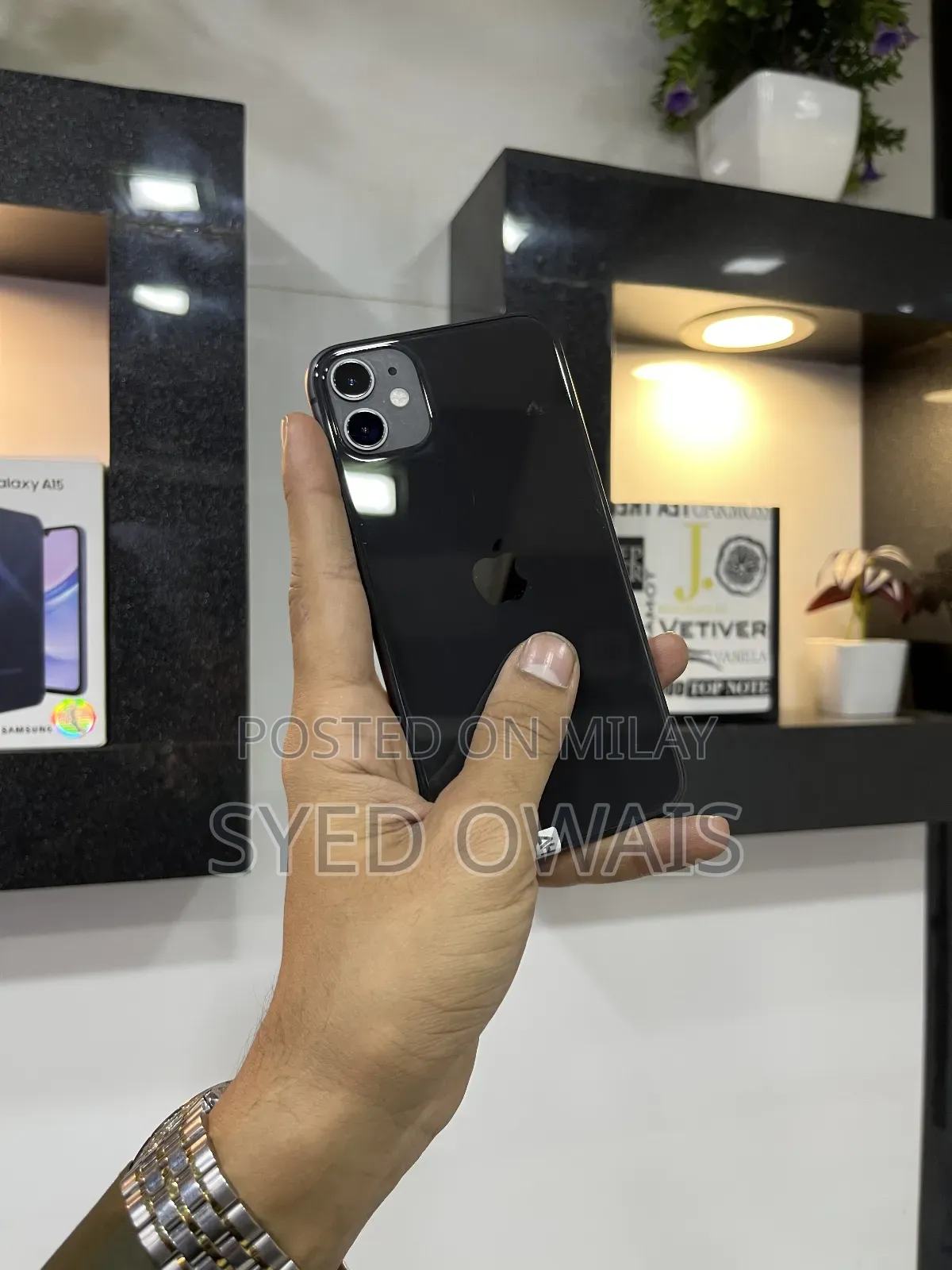 New Apple iPhone 11 64 GB Black