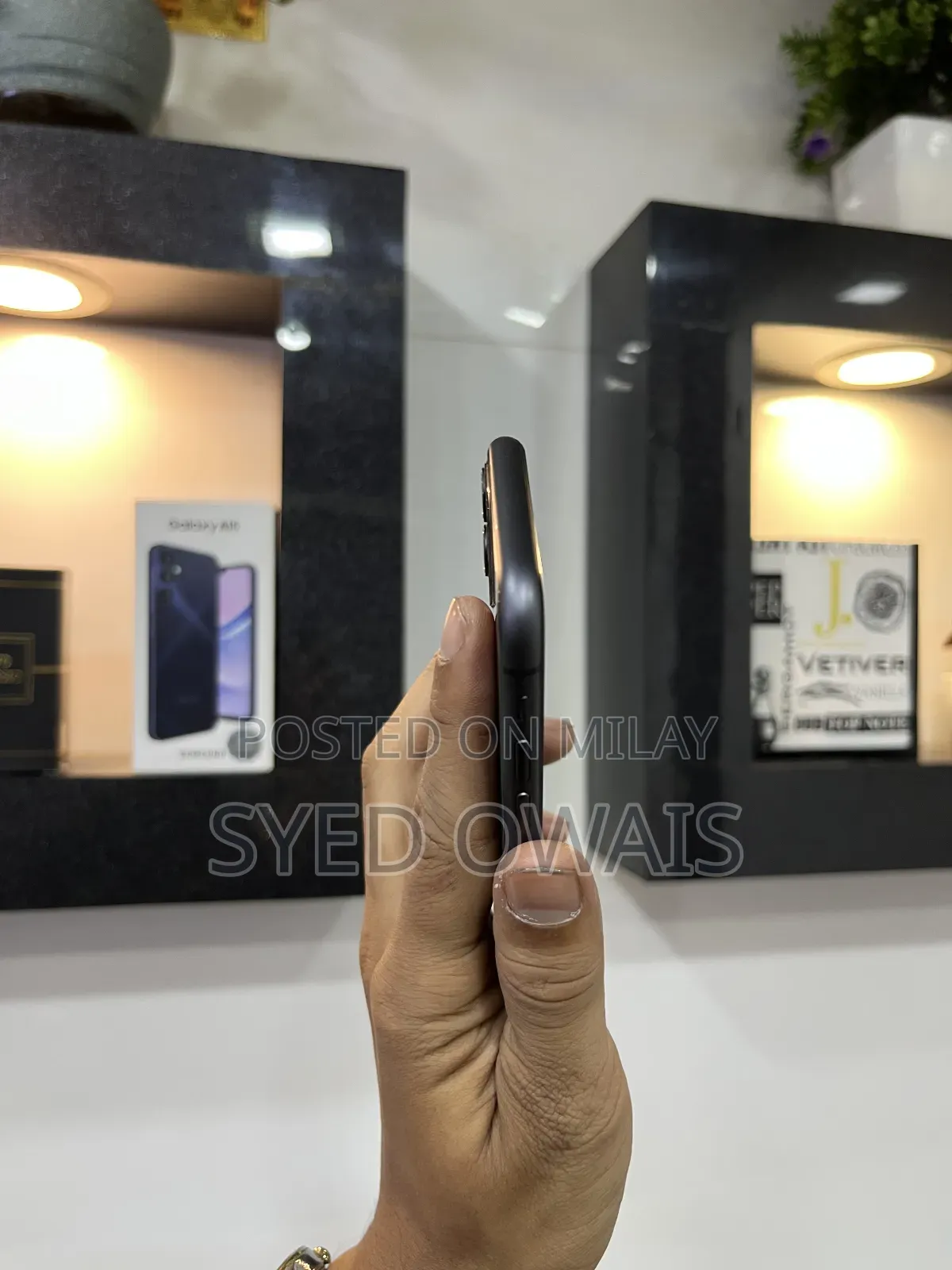 New Apple iPhone 11 64 GB Black