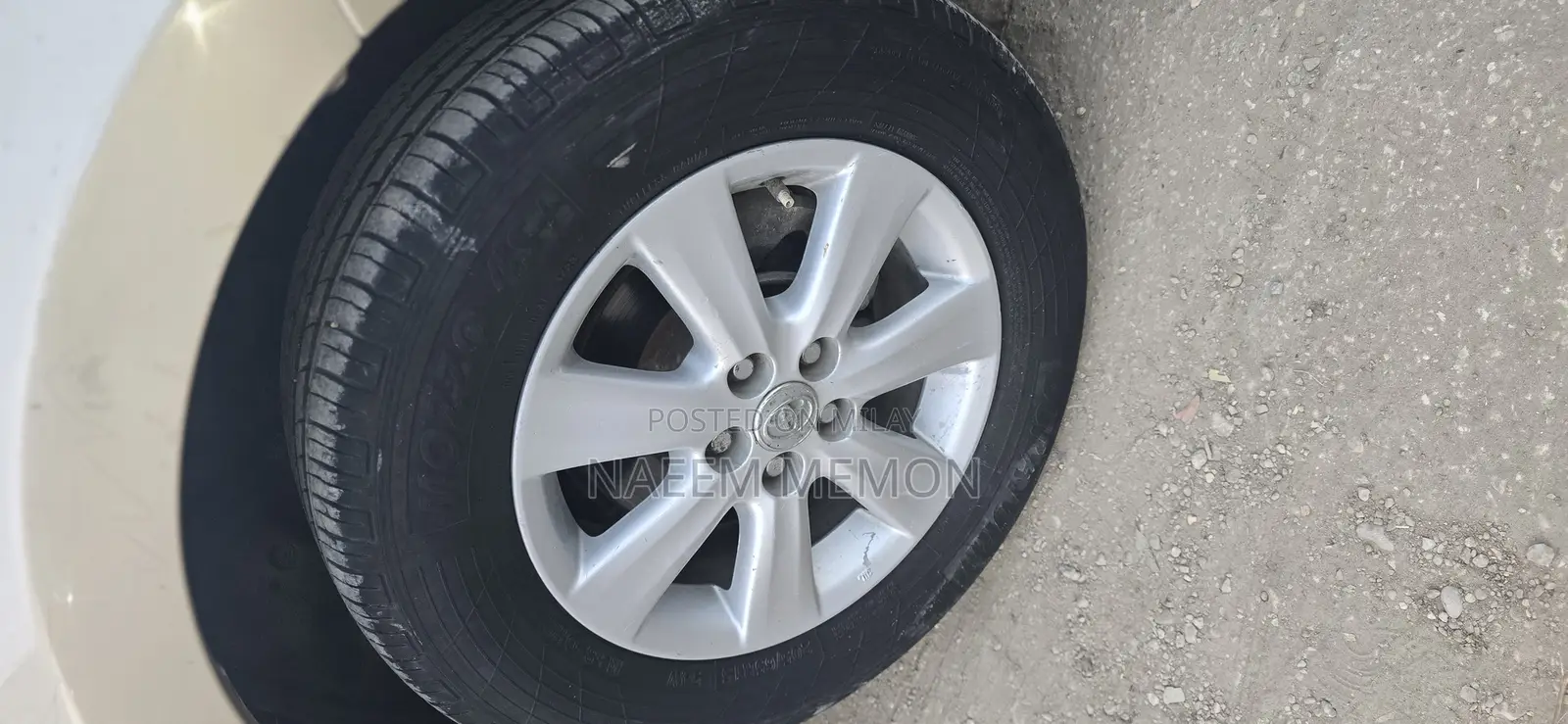 Toyota Corolla 2016 Gold