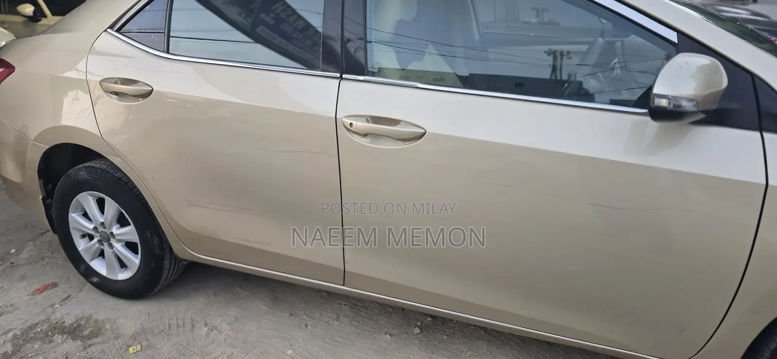 Toyota Corolla 2016 Gold