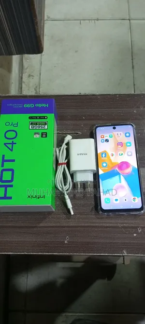 Photo - New Infinix Hot 40 Pro 256 GB Black