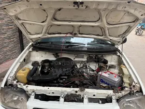 Daihatsu Cuore 1.0 Top 2007 White